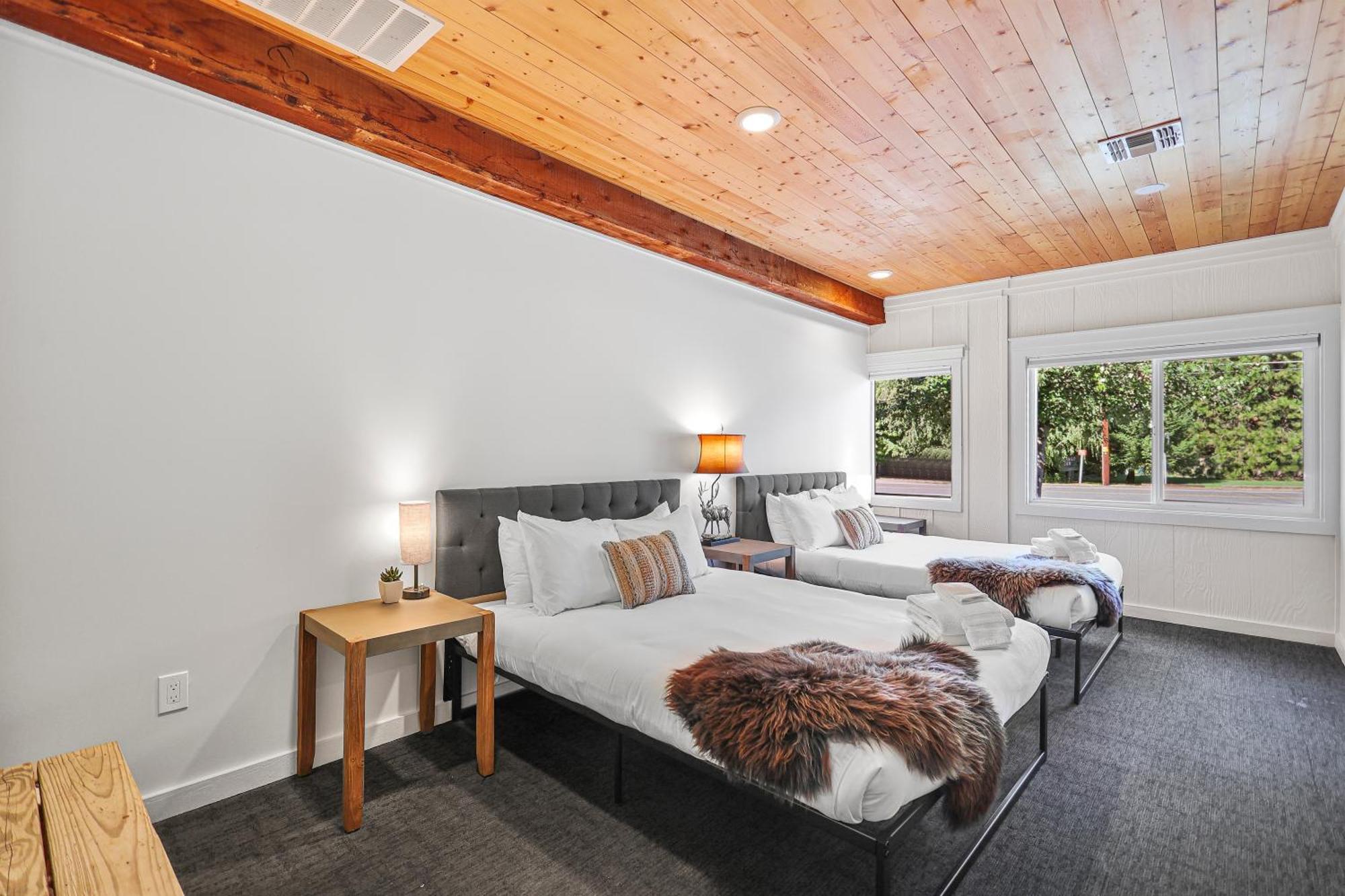 Shasta View Lodge McCloud Bagian luar foto