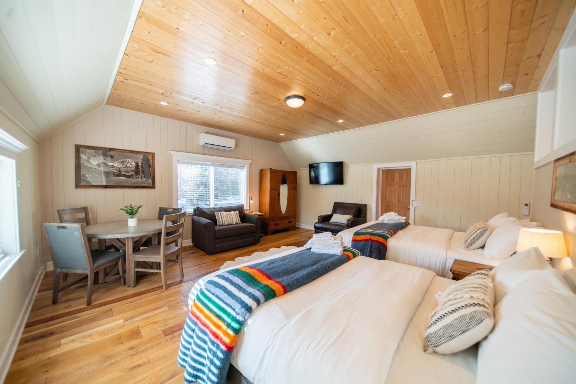 Shasta View Lodge McCloud Bagian luar foto