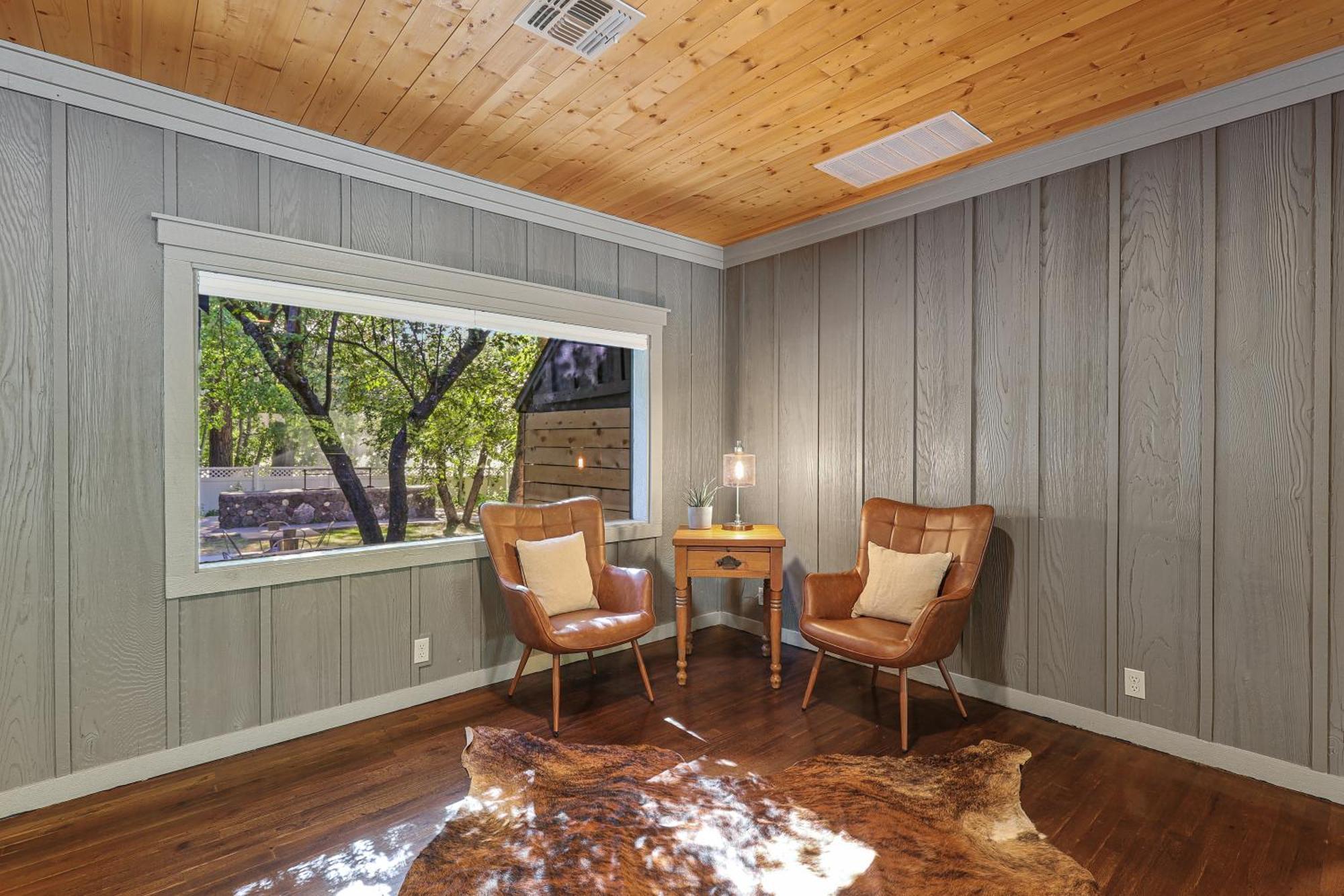 Shasta View Lodge McCloud Bagian luar foto