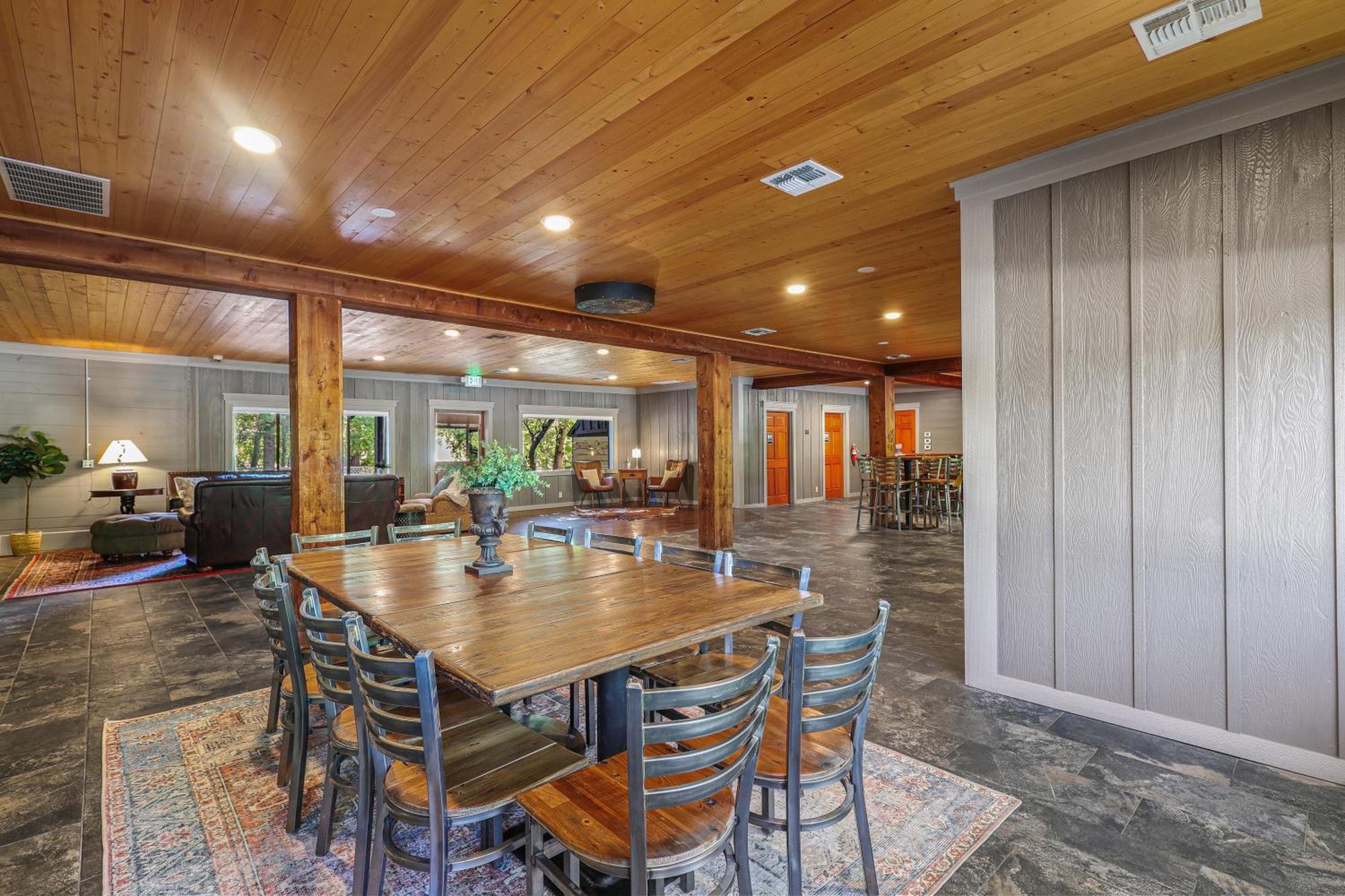 Shasta View Lodge McCloud Bagian luar foto